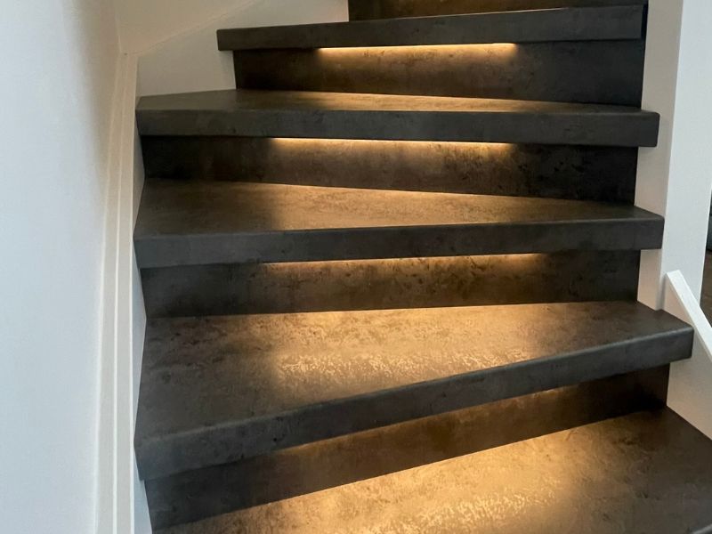 traprenovatie met verlichting